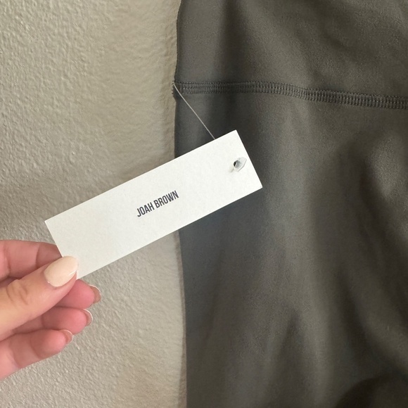 Joah Brown The Body Short - Sueded Carob NWT - Picture 6 of 7